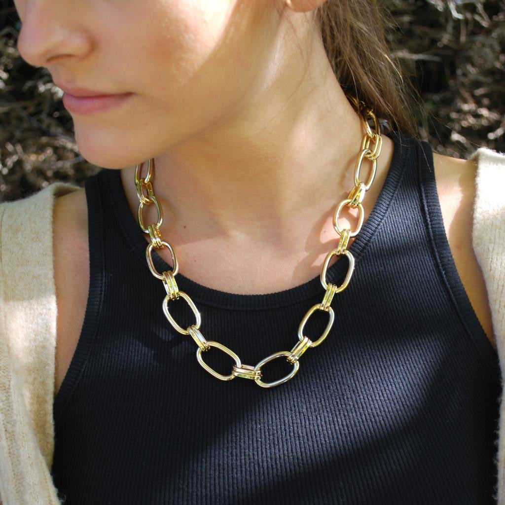 Chunky Twin Loop and Bar Necklace in Gold